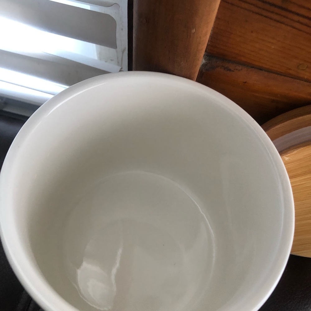 Ceramic fall decor container - Picture 4 of 6
